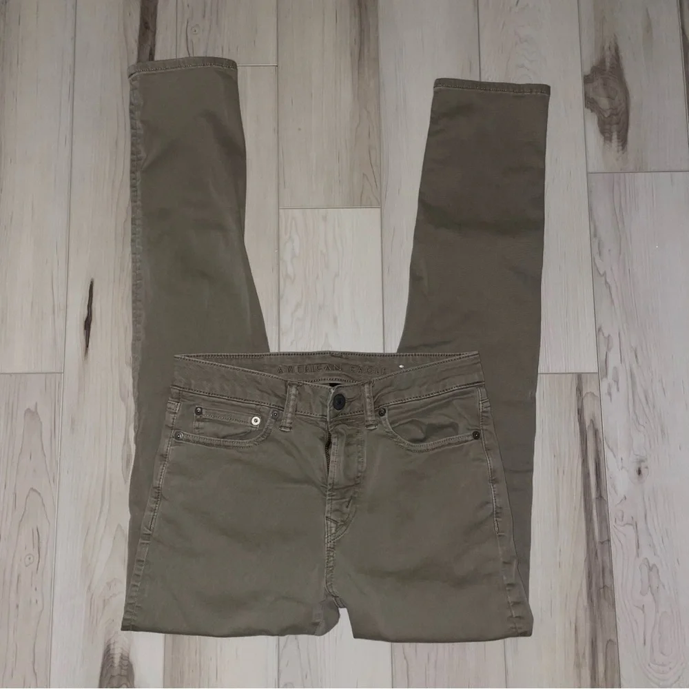 American Eagle Flex Skinny Tan Khaki Pants
